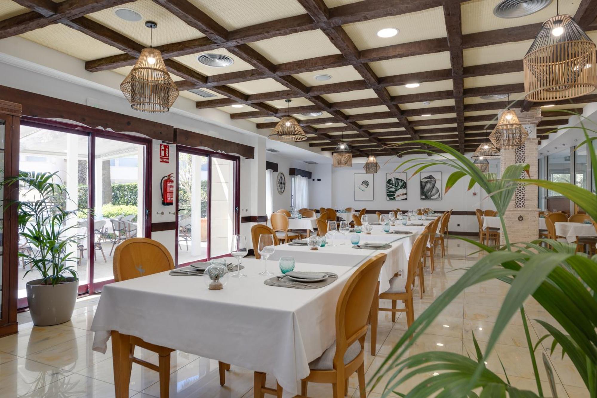 Daniya Denia Spa & Business 4* Eksteriør bilde