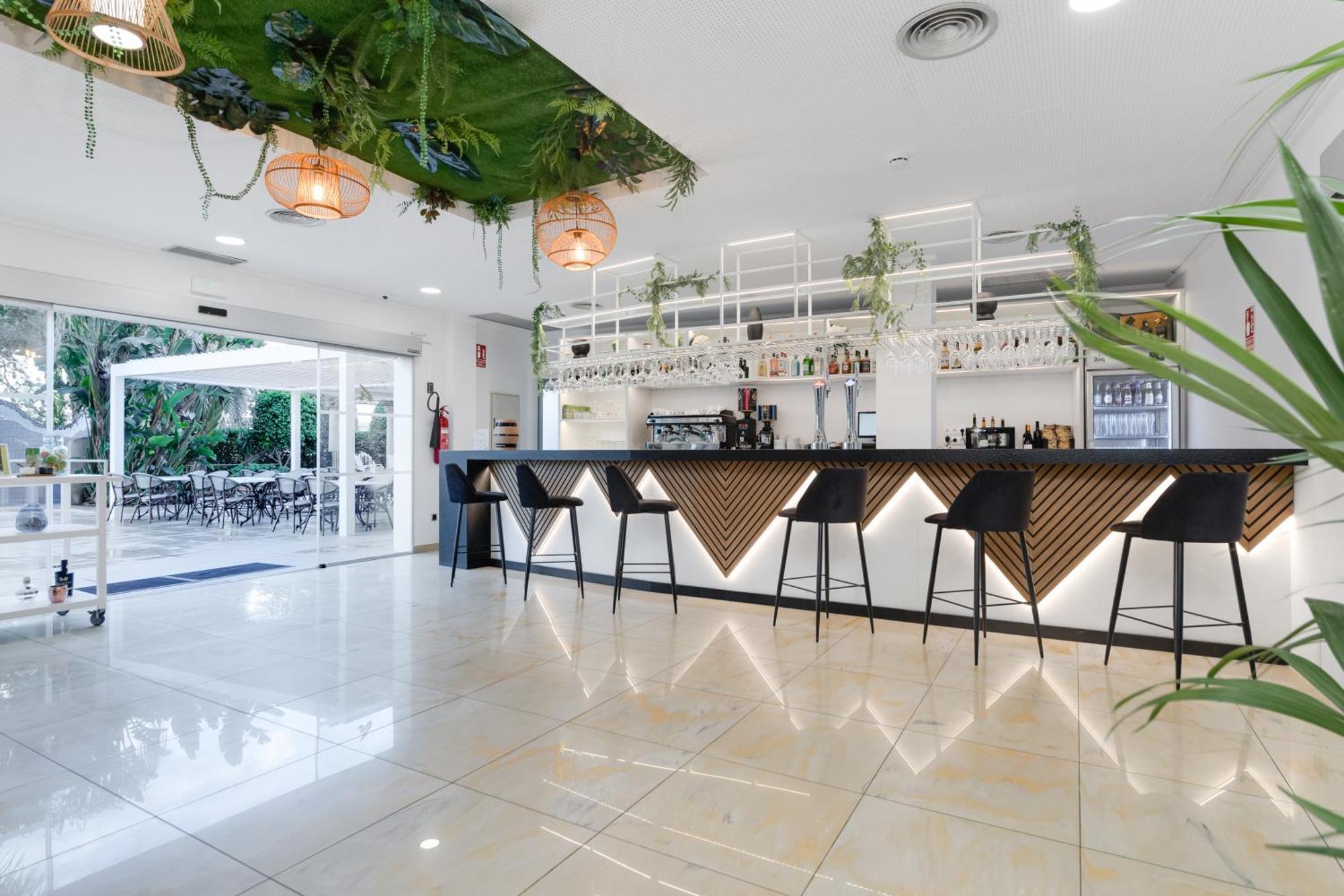 Daniya Denia Spa & Business 4* Eksteriør bilde