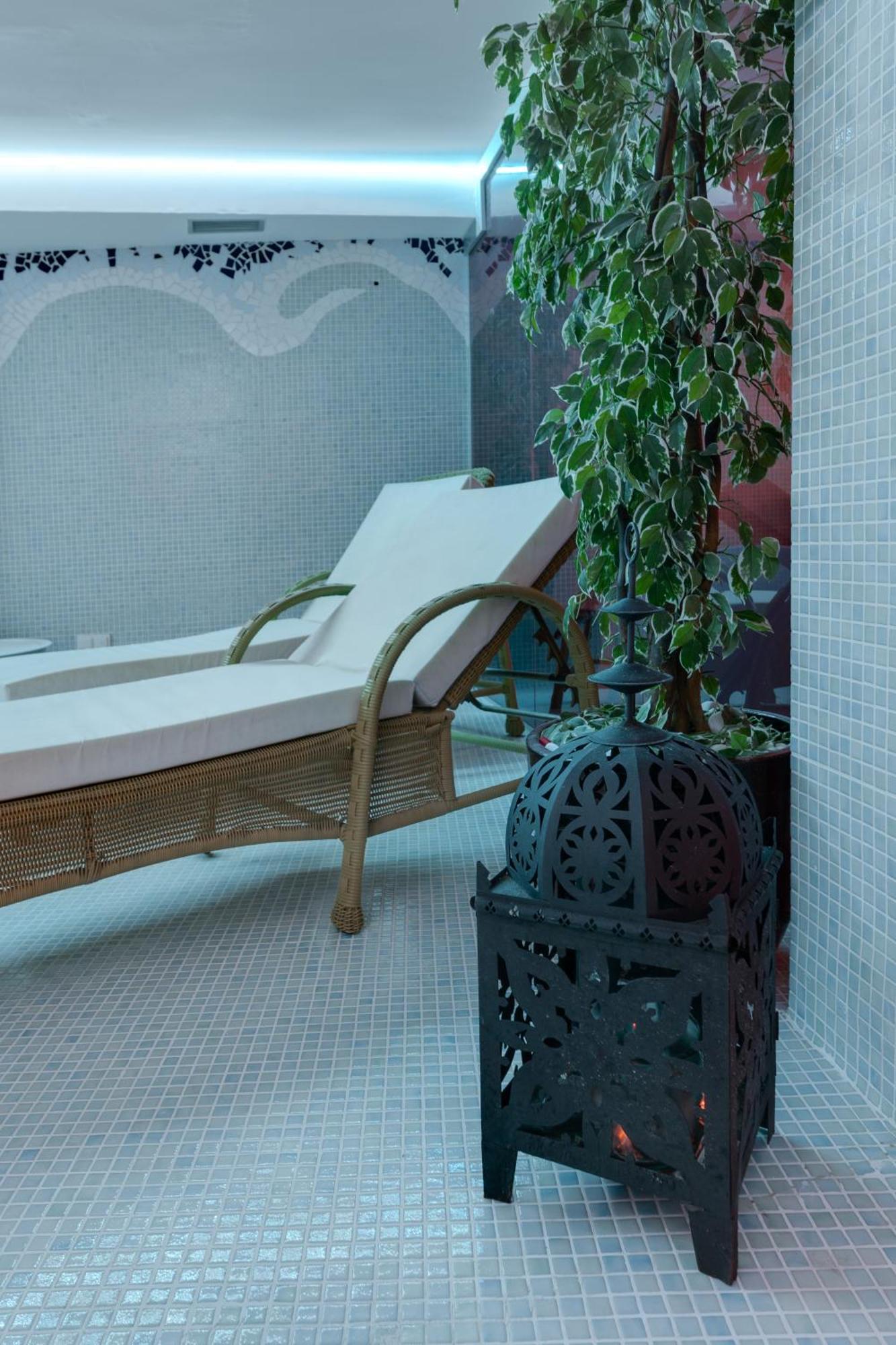 Daniya Denia Spa & Business 4* Eksteriør bilde